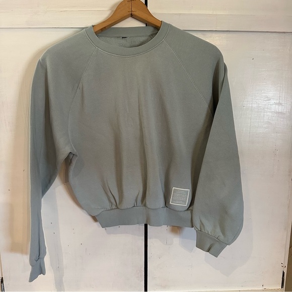 Divided H&M Seven Cities Edition Cotton-Blend Sweatshirt • Size: Medium - Picture 3 of 8